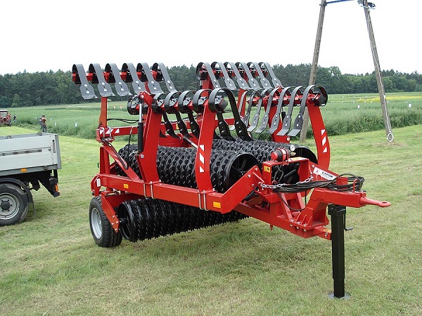 Трактары і сельскагаспадарчая тэхніка